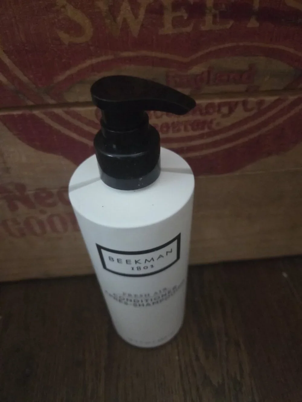 Beekman 1802 Fresh Air Conditioner 16.2oz Pump Bottle